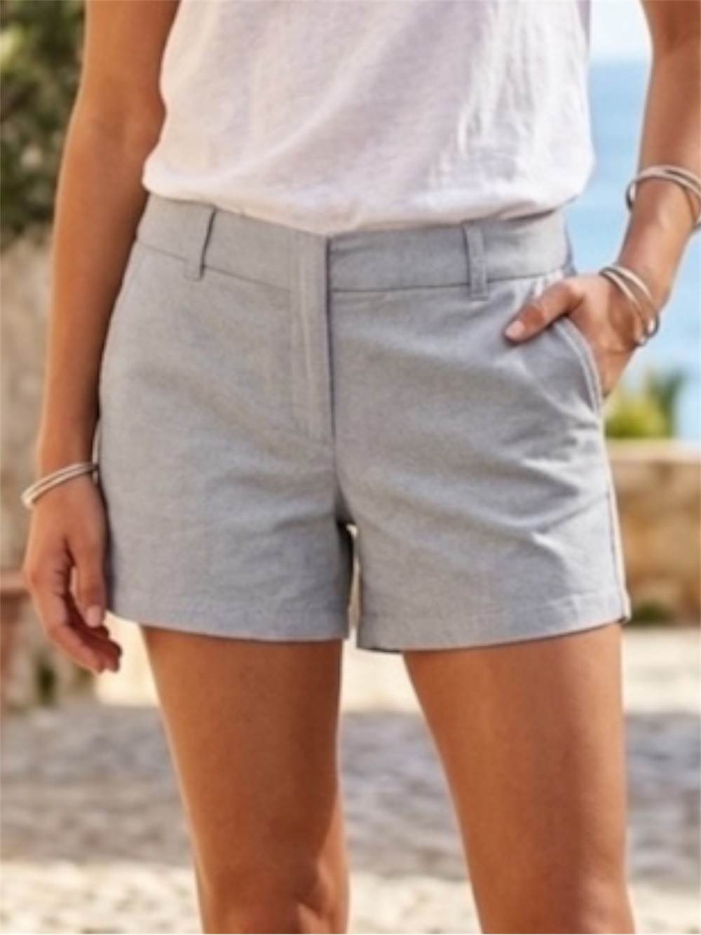J Crew 100% Cotton Women’s Pale Blue Chambray Flat Front Chino Shorts Size 10